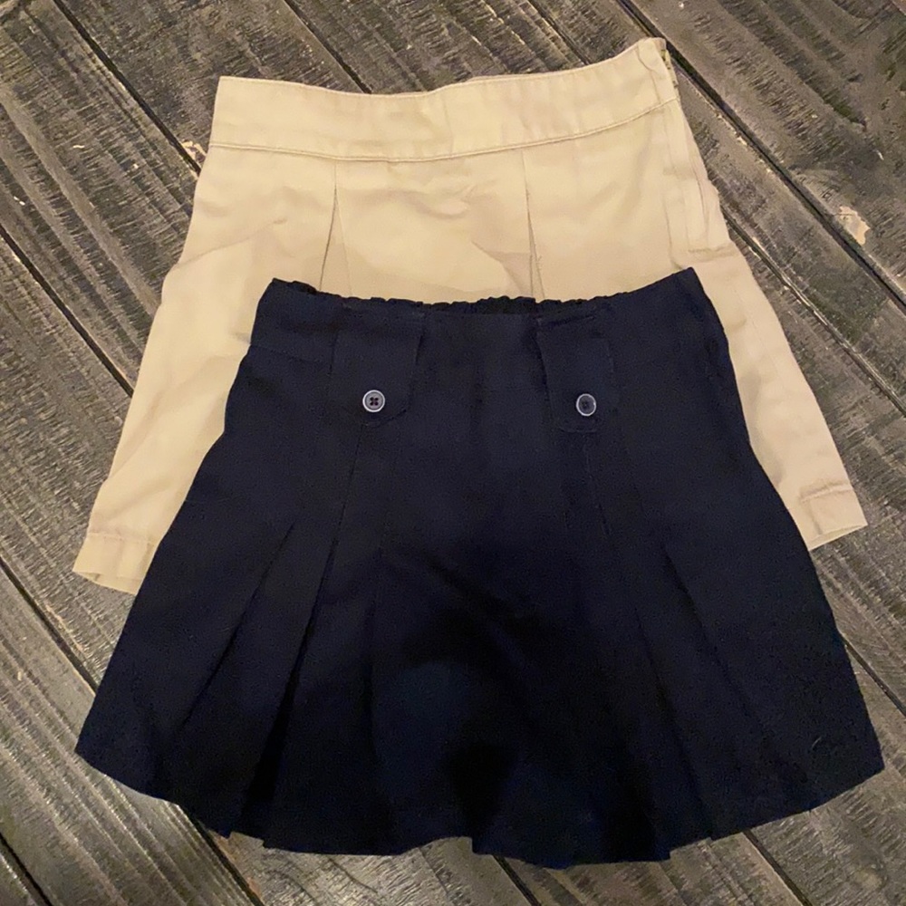 Uniform skirts Size 4